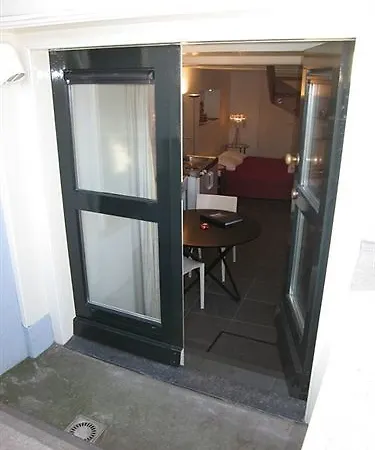 Bed and Breakfast Canal Guest