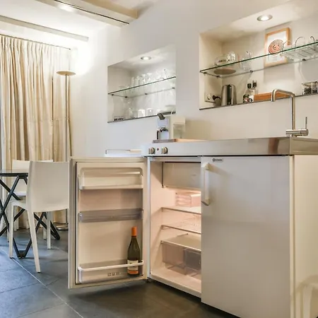 Canal Guest Apartment *